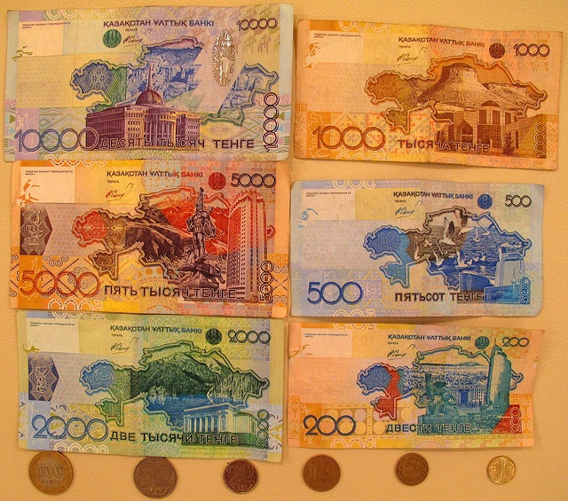 dinero por internet